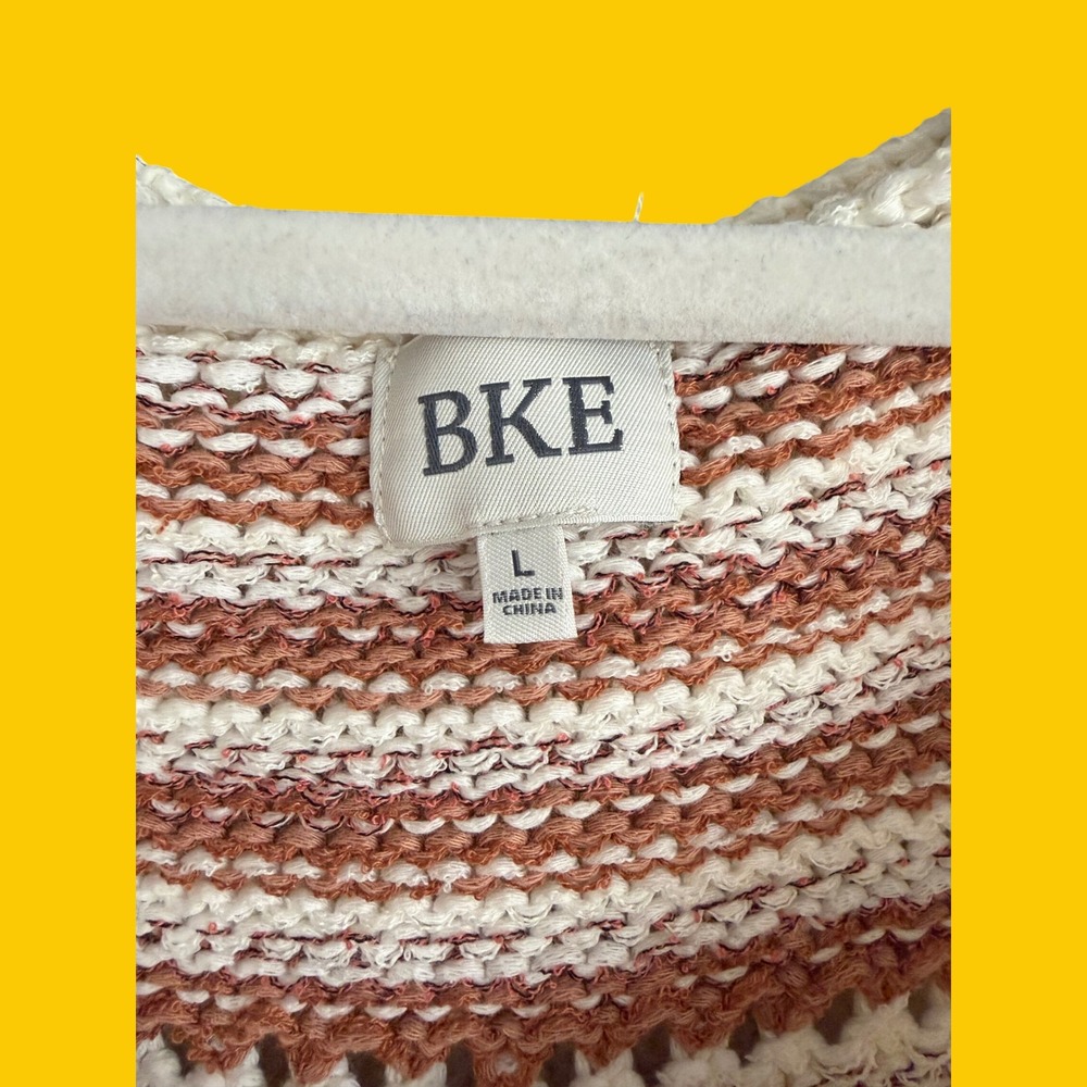 BKE Striped Hooded Knit Sweater Large Cream Rust Boho Coastal Crochet Detail - Picture 5 of 6